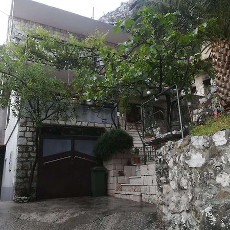 Apartmani Maruncic Omiš Zewnętrze zdjęcie