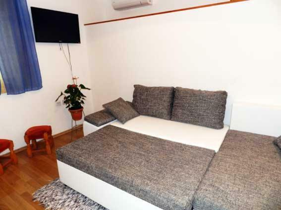 Apartmani Maruncic Omiš Zewnętrze zdjęcie