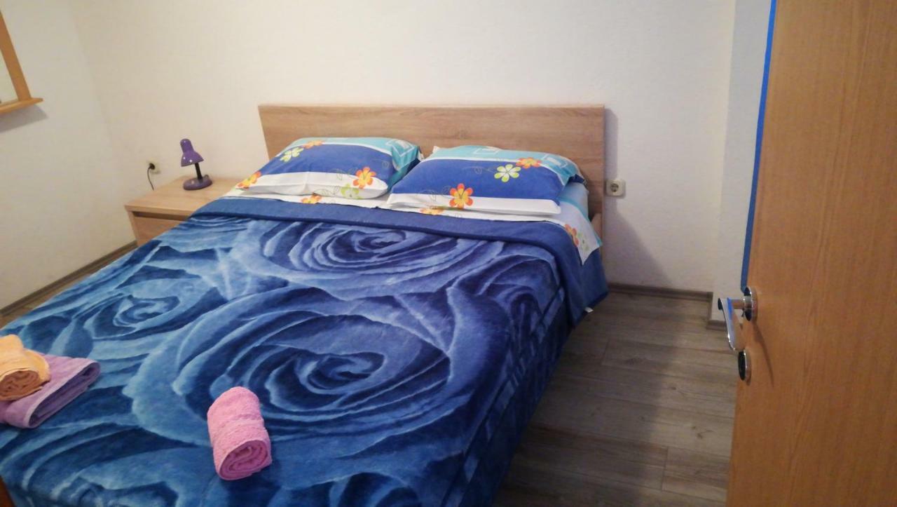 Apartmani Maruncic Omiš Zewnętrze zdjęcie
